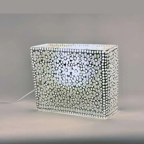 White Daisy Handmade Lamp in Mosaic Glass KGV802