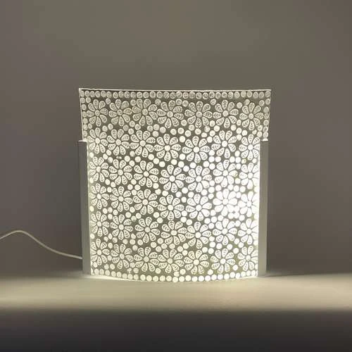 White Daisy Handmade Lamp in Mosaic Glass KGV902