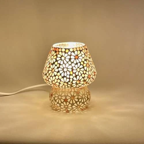 Yellow Daisy Handmade Lamp in Mosaic Glass KGV308s
